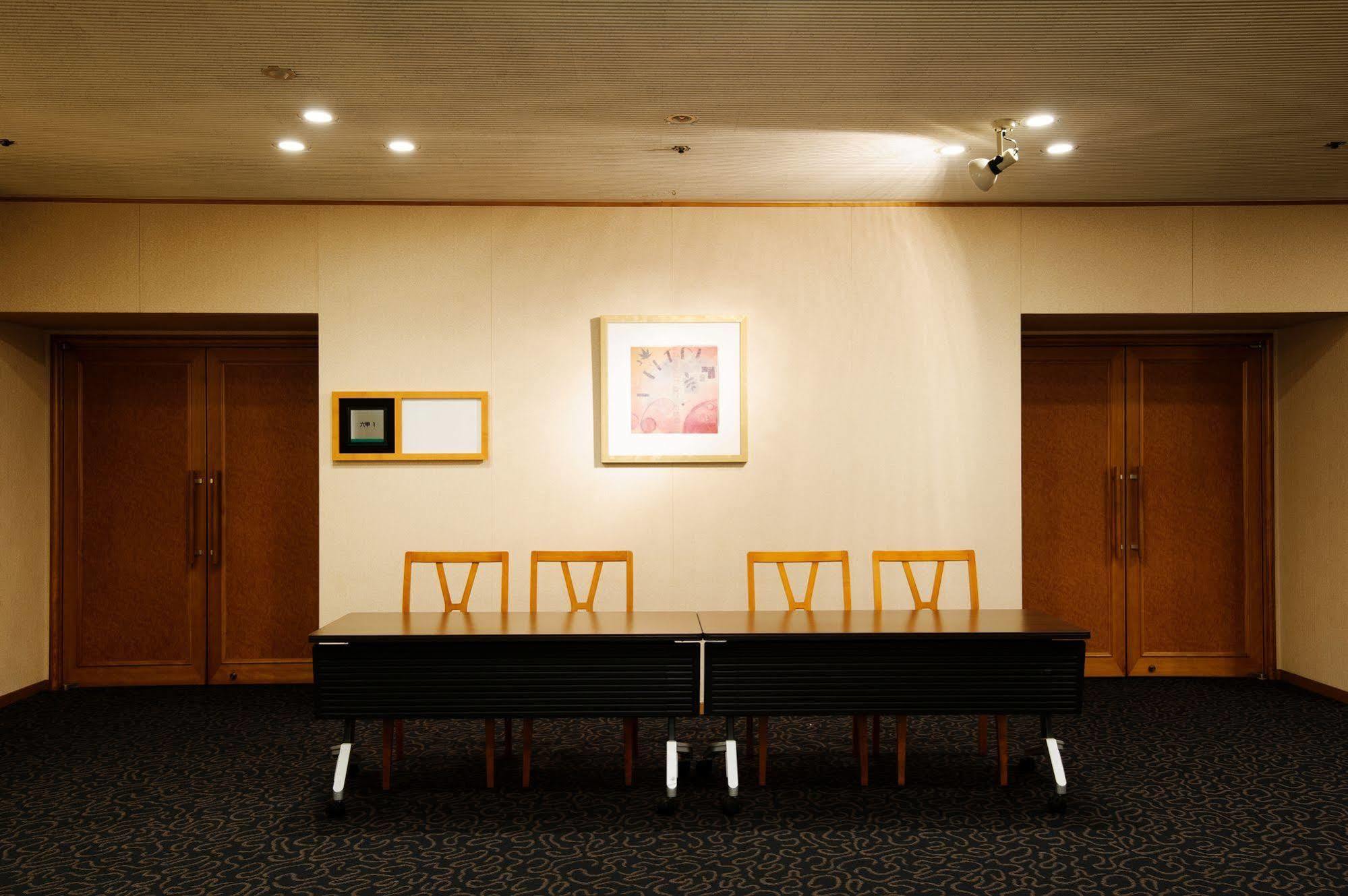 Chisun Hotel Kobe Buitenkant foto