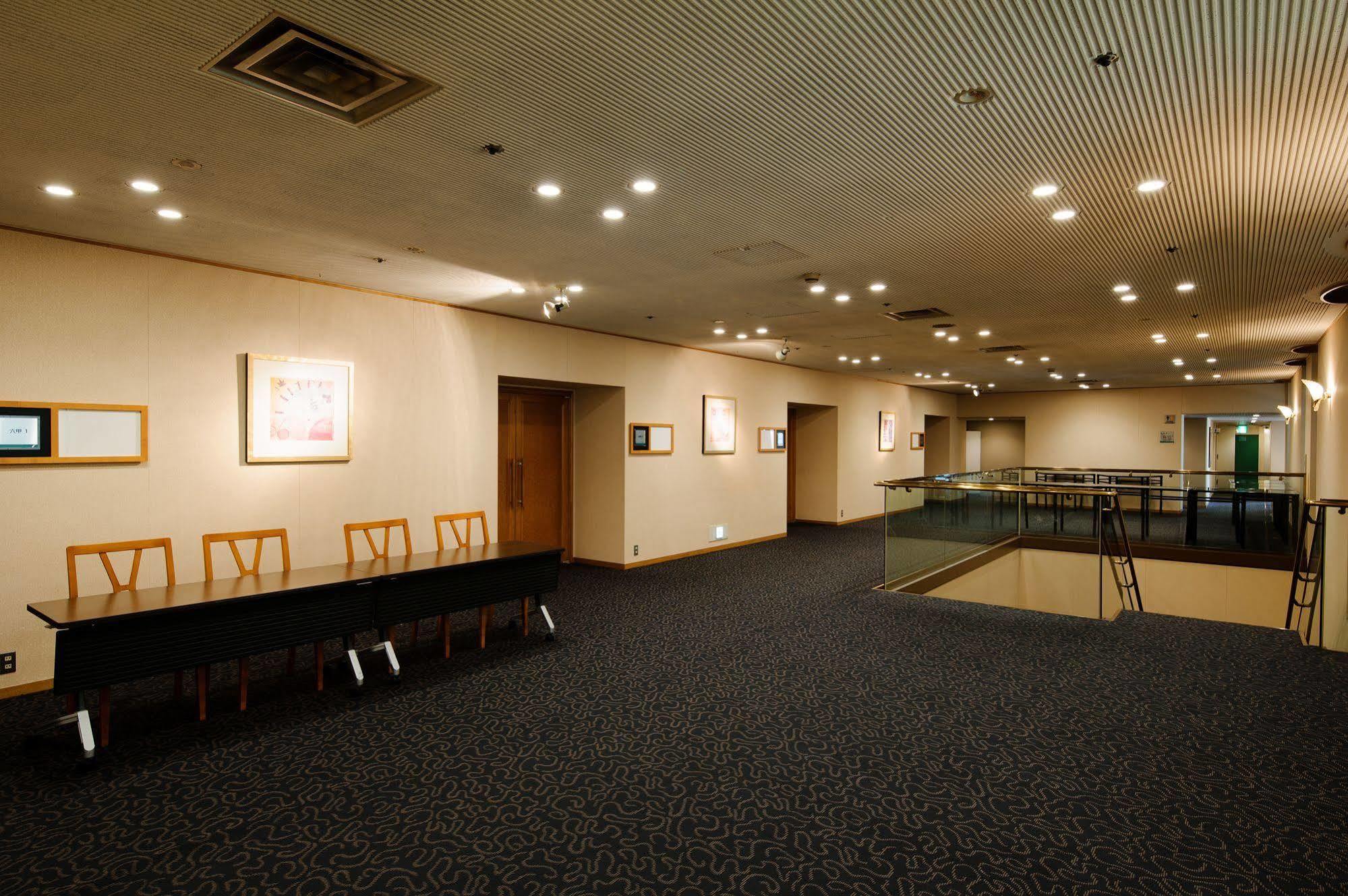 Chisun Hotel Kobe Buitenkant foto
